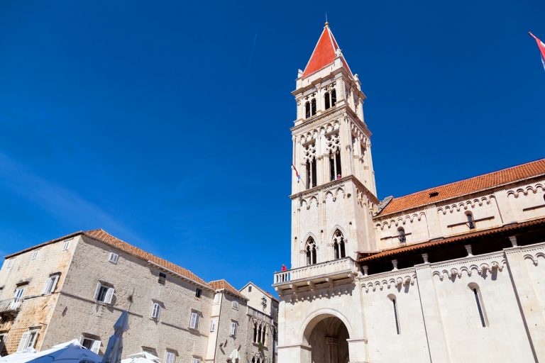 Visit the center of the old town of Trogir